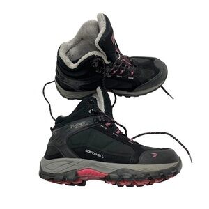 RIVERLAND insulated ankle winter boots size 8 black and pink